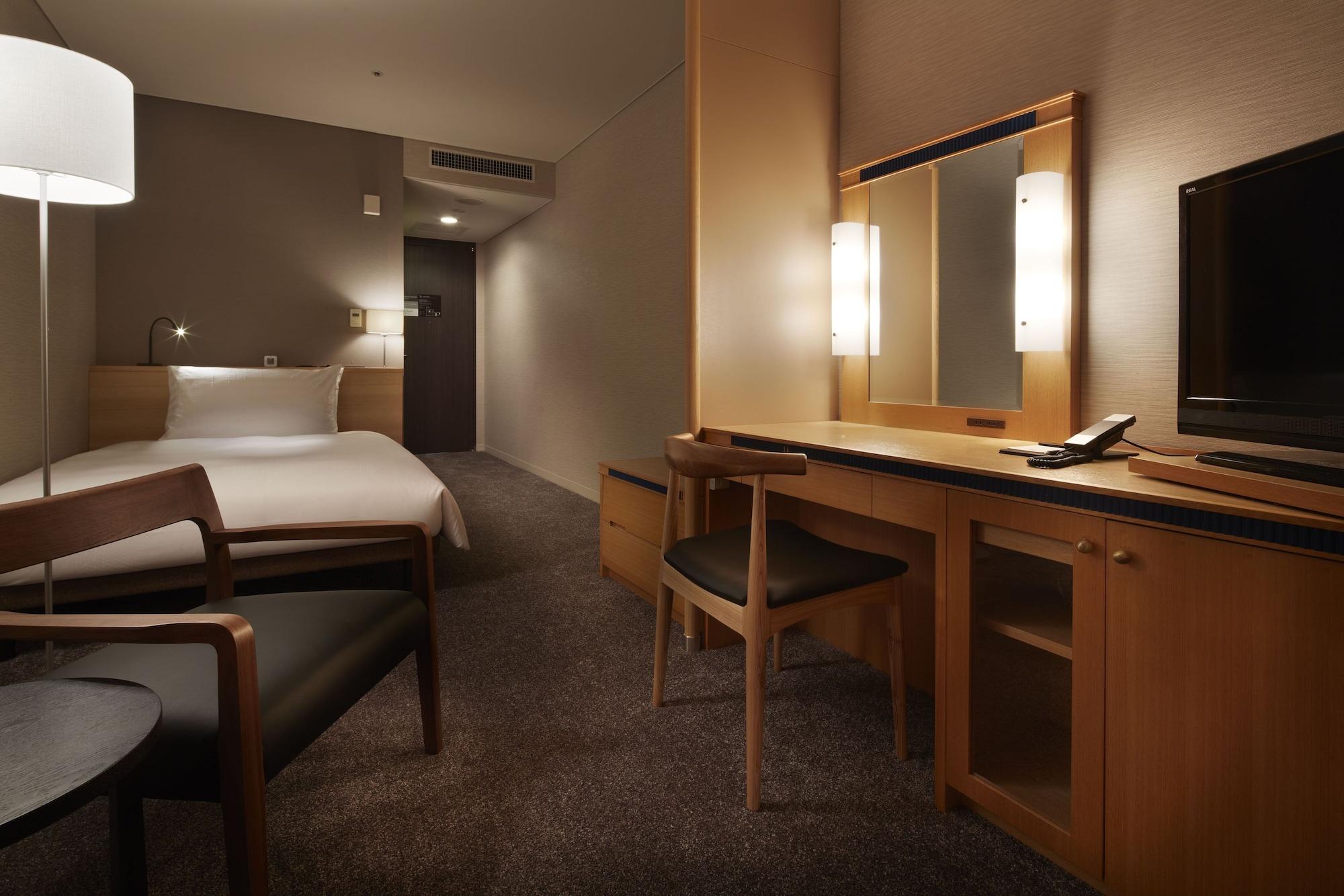 Hilltop Fukuoka Hotel 5*