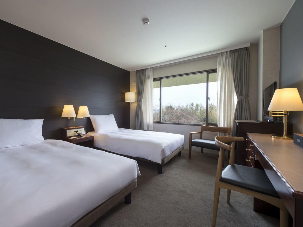 Hotel Hilltop Fukuoka 5*